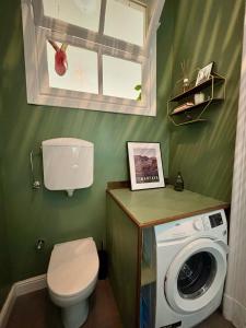 Designer Loft - Urban Jungle - Historic Building
