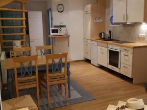 Lindenhof, Kombi Wohnung 1 und 2