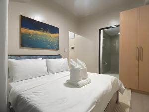Luxury 1,2,3Bedrooms Sunset Retreat Next to OKADA Casino,Manila Airports,MOA