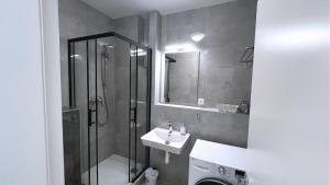 1 room Apartment with AC, Vienna Gate 1