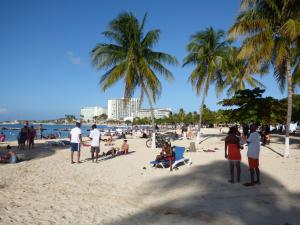 Beach One Bedroom Suite 13
