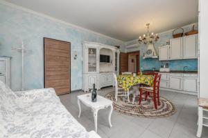 Le Bouganville Apartment- Downtown & close to the beach
