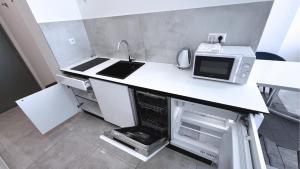 1 room Apartment with AC, Vienna Gate 3