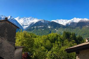 Casa Scranzi vista Alpi