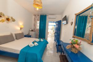 Lunar Seaside Hotel