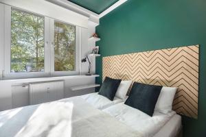 Przestronny Apartament z 3 Sypialniami i Balkonem Idealny do Pracy Zdalnej by Renters Prestige