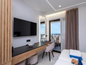 Captain Napoleon Paterakis CNP Luxurious Suites