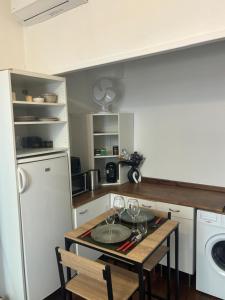 Quiet apartment in Tassin Parking Lyon bus