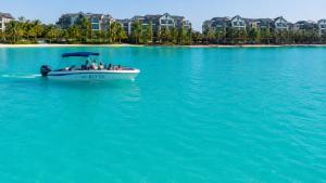 Nthatisis Luxury Lagoon Retreat