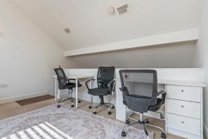 #160 Cozy House at Electric Wharf-For Contractors