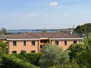 GIRASOLE HOUSe