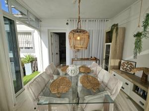 Chalet con Piscina Privada, Aguas Nuevas, Torrevieja