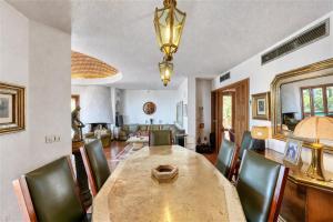 3163 Luxury Mediterranean Villa with Private Pool