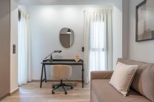 Vyronos Maisonettes by UPSTREET