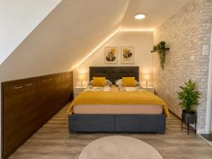 Iva Penthouse