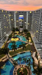 Cozy 1BR near MOA for 4 Wi-Fi Netflix & Pool