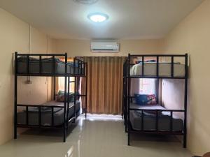 Khaosok city hostel