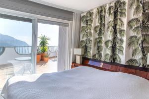 Spacious Terrace & Stunning Views