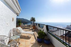 Spacious Terrace & Stunning Views
