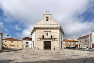 Spacious Studio in Aveiro Center in Lively Area