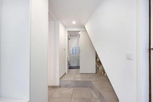 Spacious Studio in Aveiro Center in Lively Area