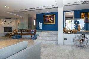 Villa With Sea Views Near Tarragona