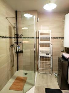 Grand appartement 80m2 à 100m de la Gare Saint Jean