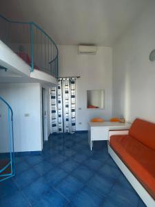 Agenzia Isotur LOCANDA NONNA GIULIA 31 VISTA MARE- Soppalcata