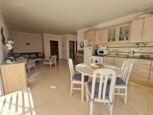 Dunas Alvor in city center, pool and parking