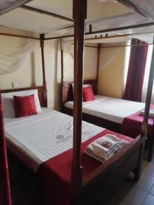 The Folks Inn