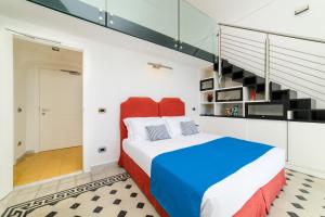 Amalfi Gallery Room & Suite