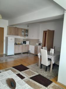 Karposh Lüks Big Home