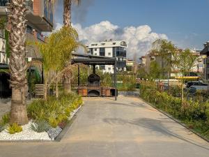 Qoople New Level Cleopatra Family apartments