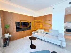 Staycation Offer , Exclusive 1 BR in Opera Grand