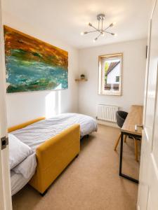 FyH Cosy House with free WIFI & Parking