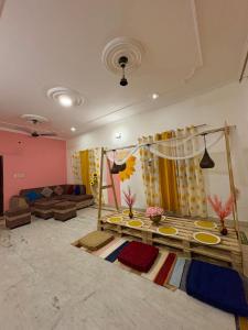 The pink villa