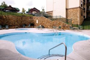 Smoky Mountains Resort 1BR Suite