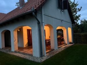 Waterside Cottage