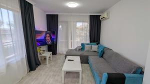 Smokinya Waves - 1BR Apartment - 2 Minutes to the Beach by Flat Mаnager