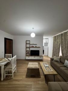 B&B EJ Saranda