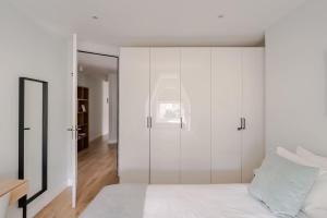 Chic 2-Bed Apartment - Fitzrovia - Sleeps 4