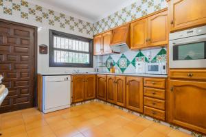 Denia Villa with BBQ Near Beach