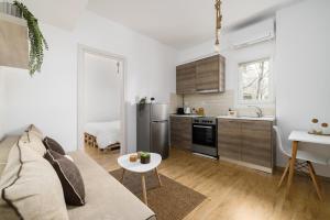 Ourania Lofts and Suites