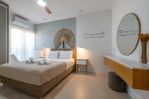A Comfortable Stay with Balcony and Easy Parking near Kalamata Center