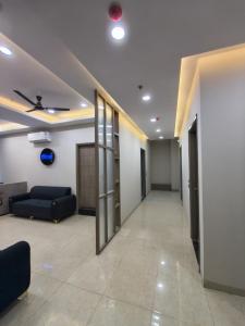 THE Triton Hotel