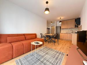 Międzyleska Apartment with Garden by BookingHost