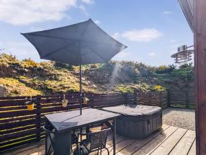 Top House - Uk50644