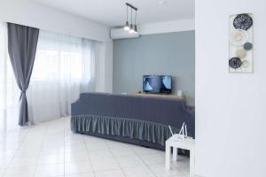 Modern Luxury 1 Bd Apt with Balcony in Dafni