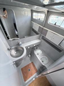 Confortable Yatch