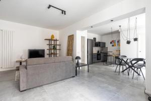 Ballarò Duplex with Terrace by Wonderful Italy